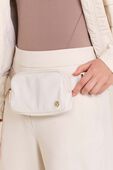 תמונת כל הלוק של Everywhere belt bag mini